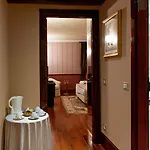 Bed & Breakfast Residenza Borsari 4*
